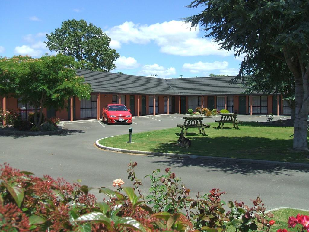 Pavilion Motel & Conference Centre Palmerston North Extérieur photo