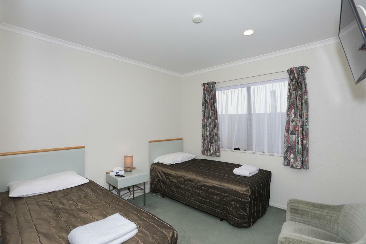 Pavilion Motel & Conference Centre Palmerston North Extérieur photo