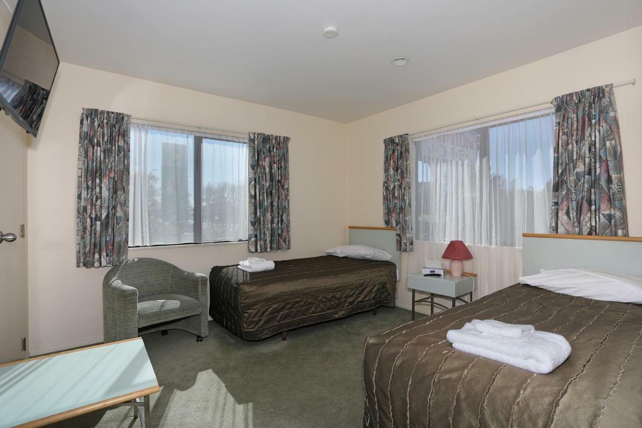 Pavilion Motel & Conference Centre Palmerston North Extérieur photo