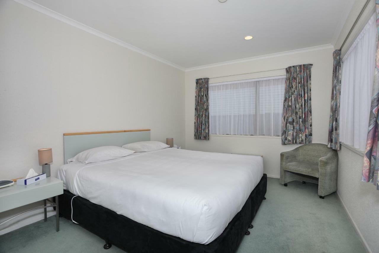 Pavilion Motel & Conference Centre Palmerston North Extérieur photo